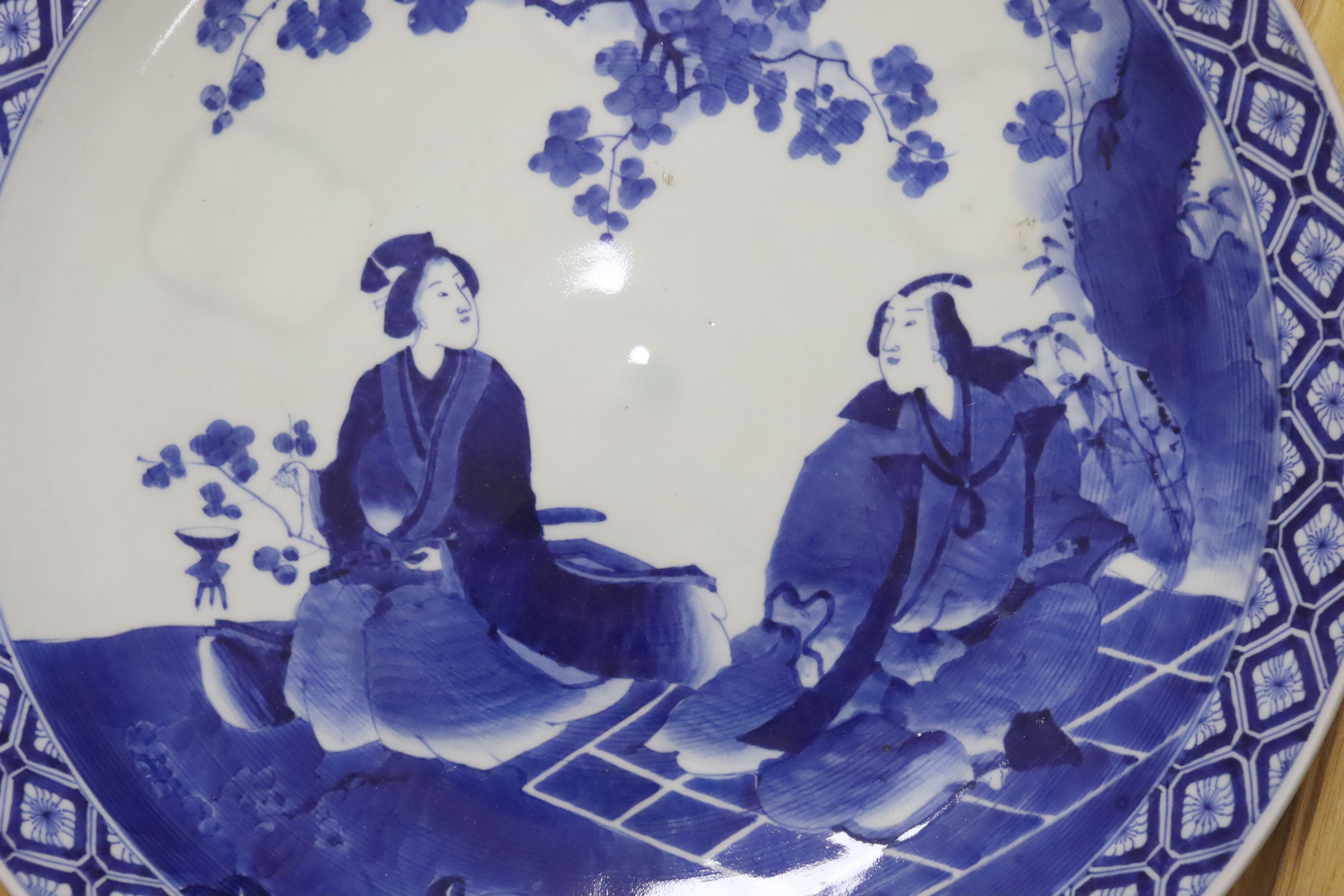 A Japanese Arita charger, c.1900, diameter 47cm
